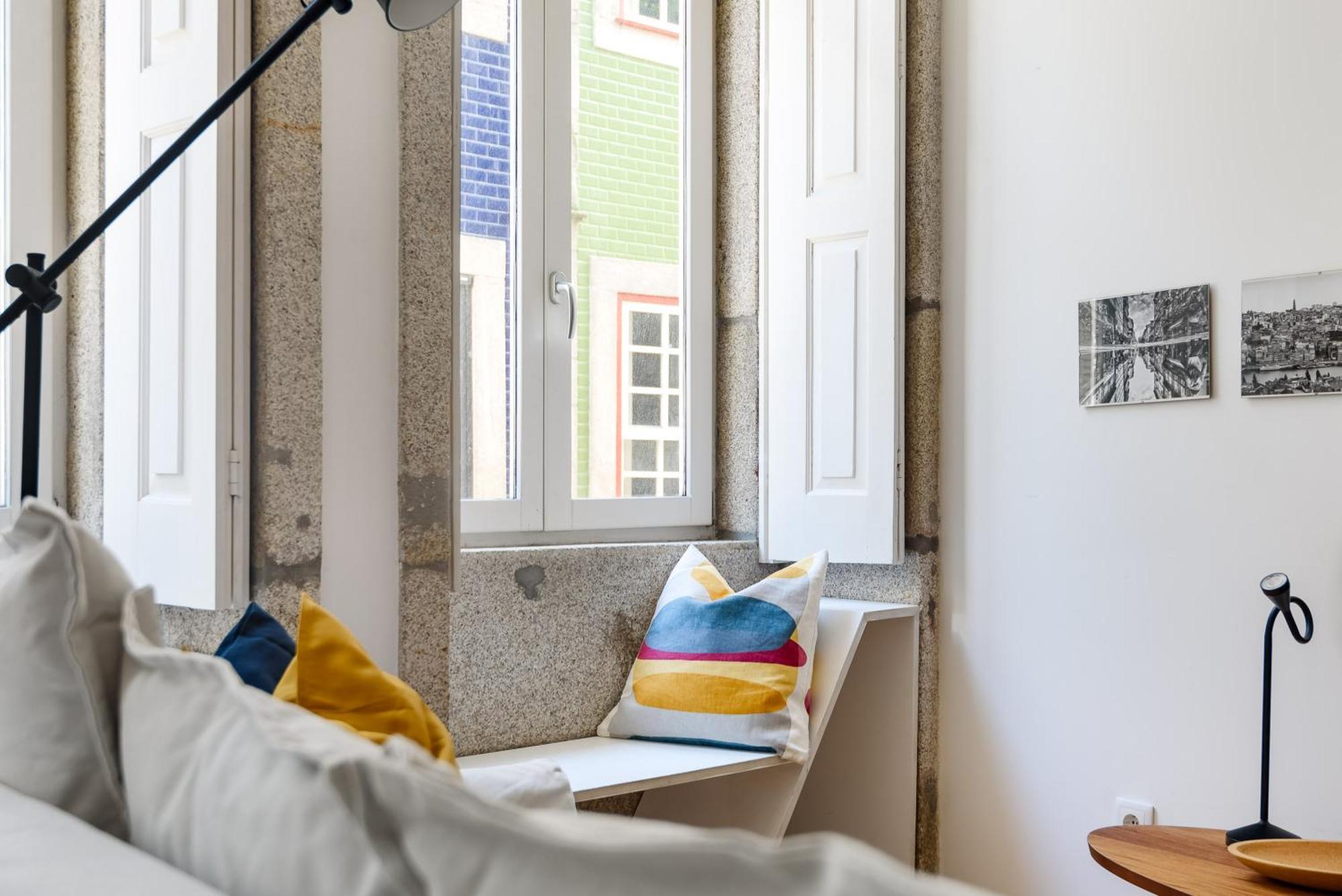 Spacious Duplex In Porto'S Downtown • A/C Экстерьер фото