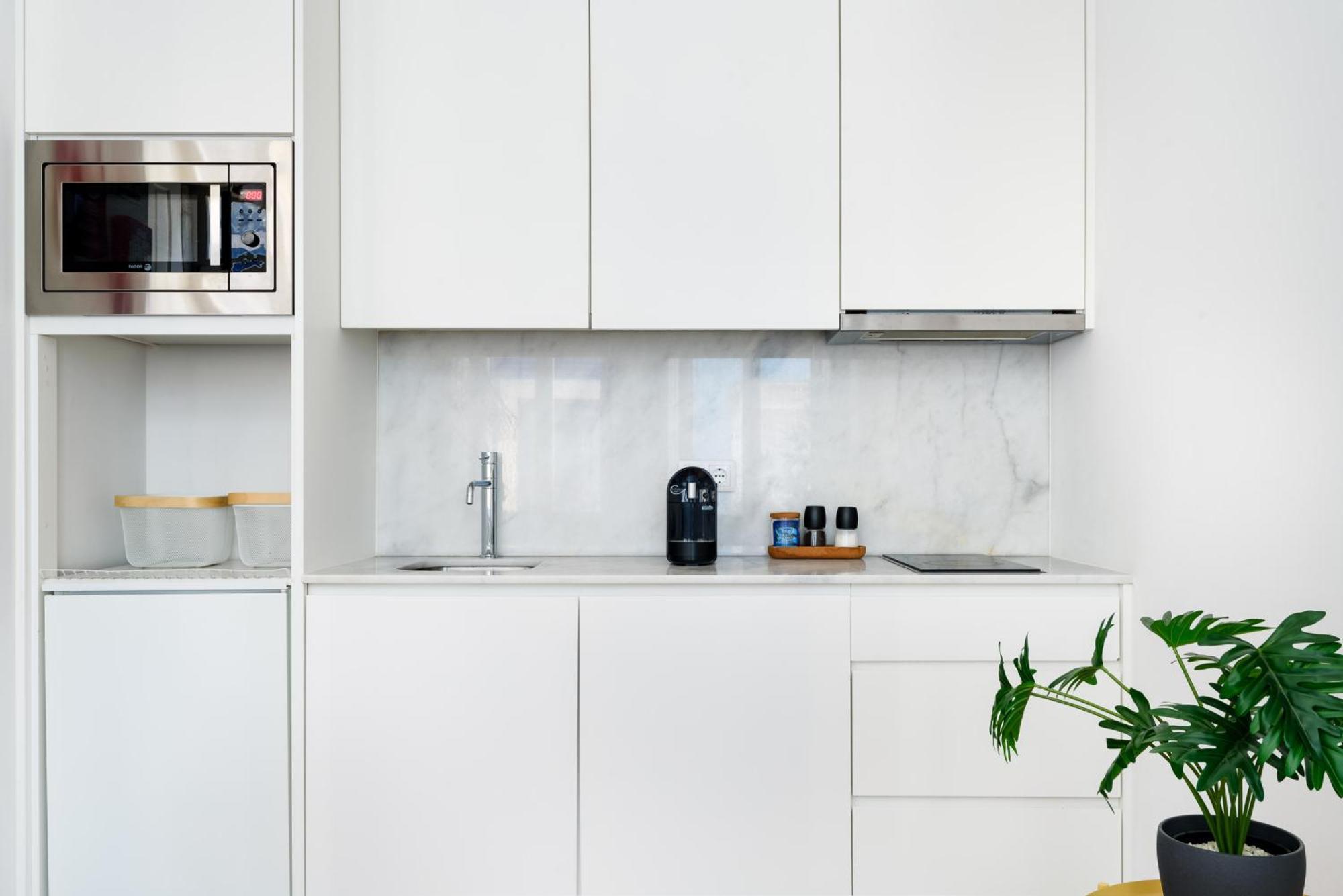 Spacious Duplex In Porto'S Downtown • A/C Экстерьер фото