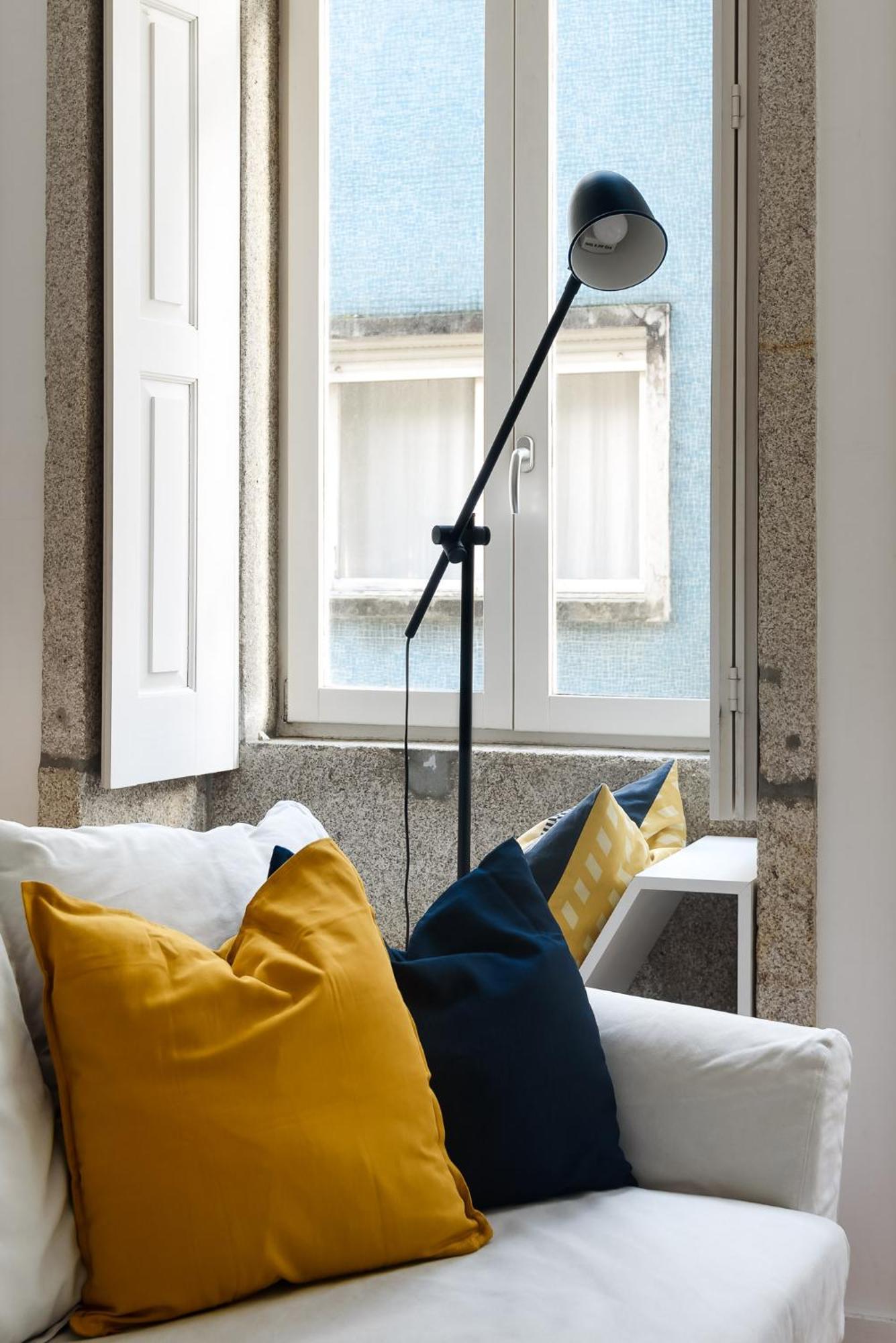 Spacious Duplex In Porto'S Downtown • A/C Экстерьер фото
